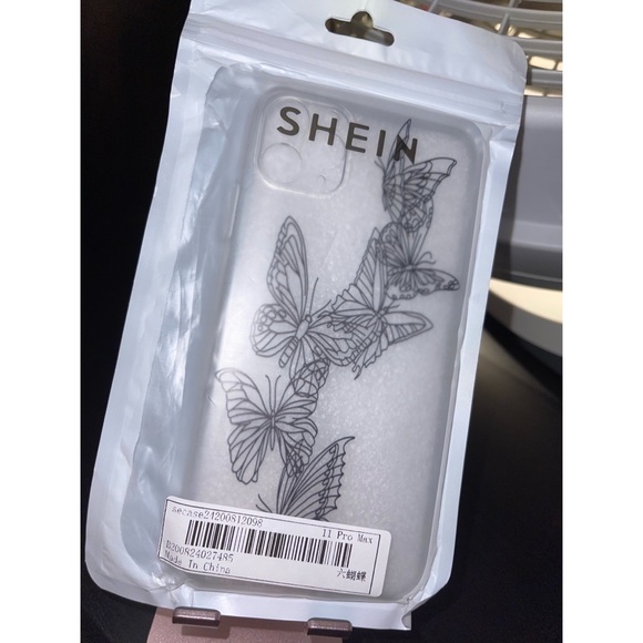 Black Butterfly Clear iPhone 11 Pro Max Case 🖤 - Picture 17 of 17
